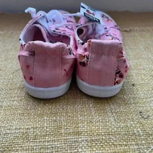 NEW Disney Minnie Mouse Pink Sneakers Slip On Shoes Girls Sz 2 NWT - Picture 8 of 11